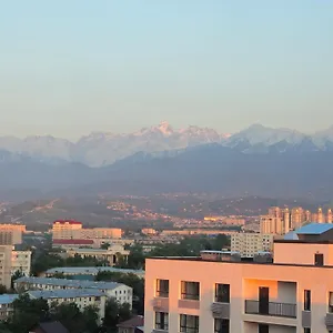 2 With Mountain View, Near Metro And Shopping Mall Апартаменты